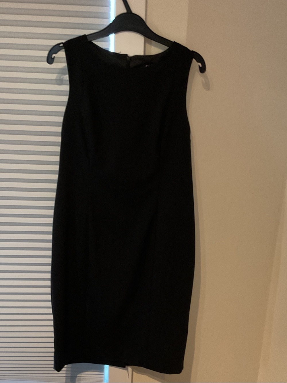 Classic Black Sleeveless Sheath Dress
